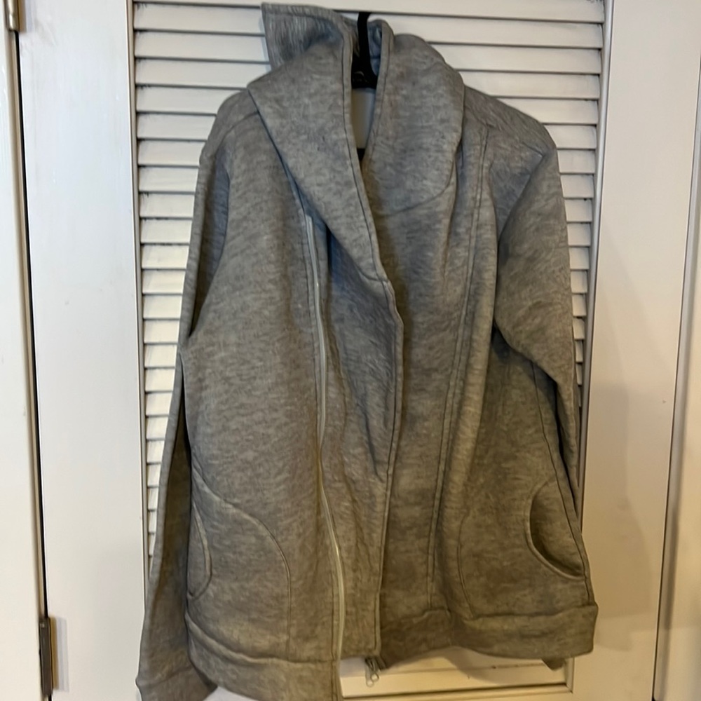 Mens VAN SHIBUYA HOODIE SIZE M grey 2 pockets and zip up lightweight